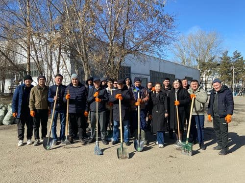 🌿Коллектив «Elorda Eco System» вышла на субботник! 🌍