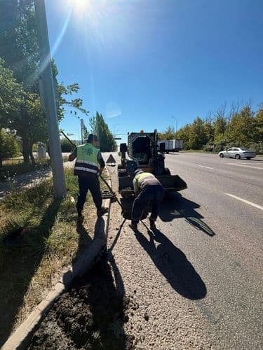 Ақжол көшесінде жаңбыр суын қабылдау құдықтарын тазарту жұмыстары жүргізілді